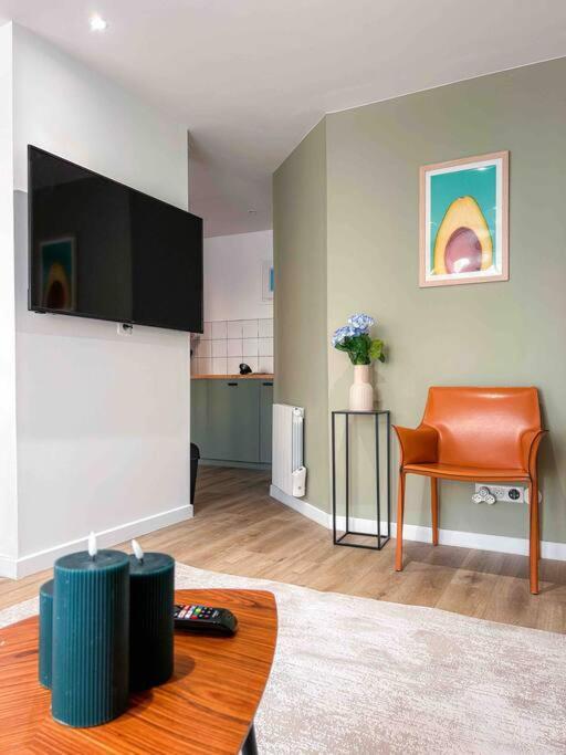 La Vie Est Belle A Montreuil Wi-Fi & Metro 9 Parking Gratuit Apartment Ngoại thất bức ảnh